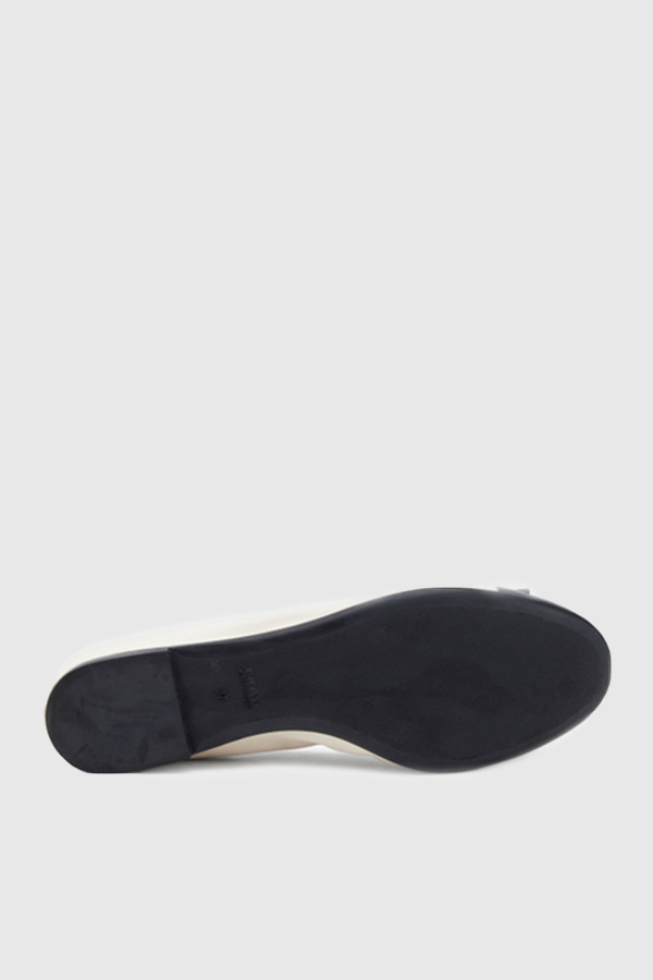 ΓΥΝΑΙΚΕΙΑ ΠΑΠΟΥΤΣΙΑ FRAU - BLUEburro